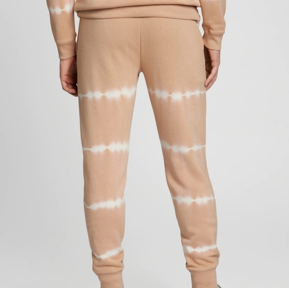 NWT GAP Logo Tie-dye Jogger Khaki/Sand - Picture 6 of 8